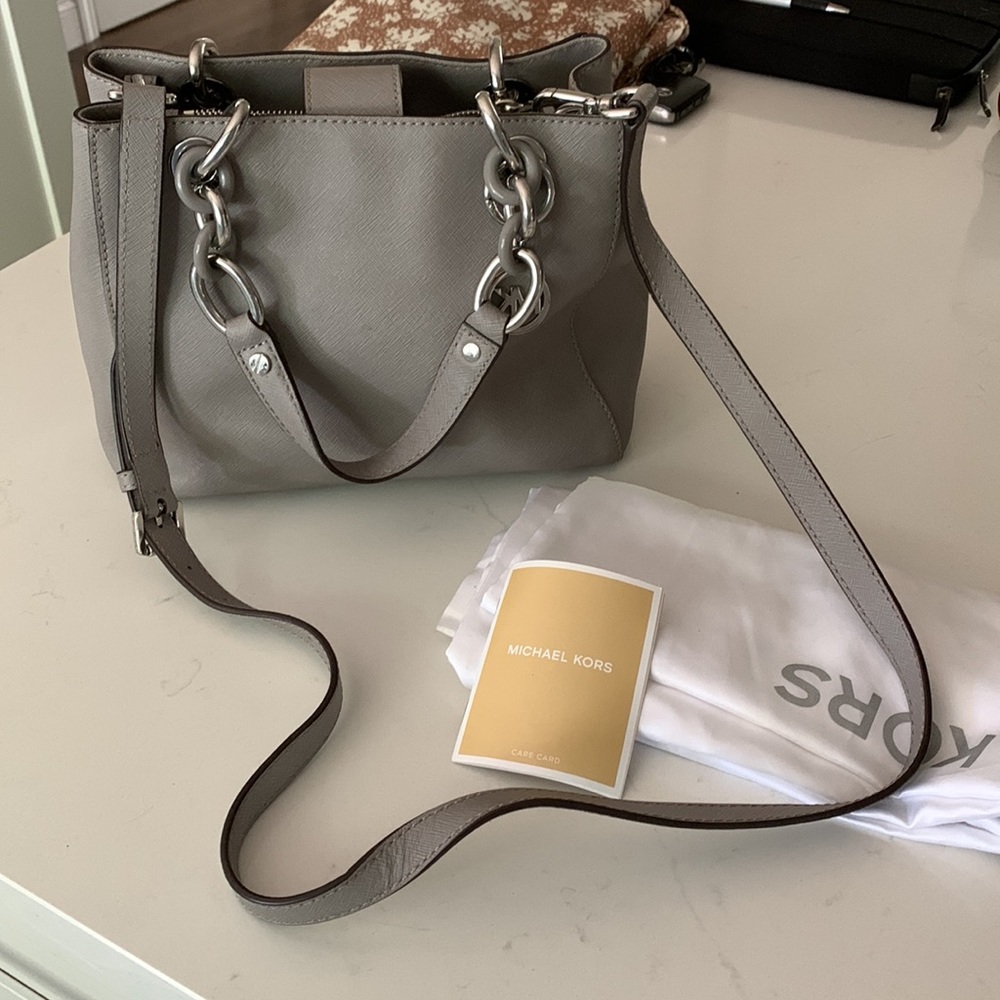 Michael Kors- purse, light grey with adjustable strap